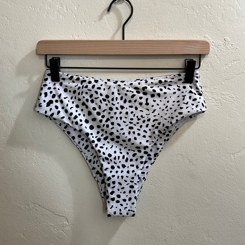 Zaful high waisted, swim bottoms size 4